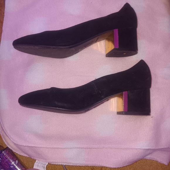 Dress Shoes - Picture 4 of 5